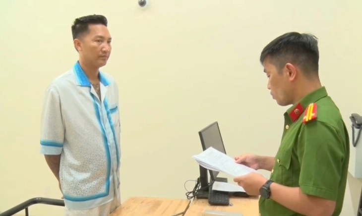 Huấn Hoa Hồng huy động hàng chục tỉ đồng tiền từ thiện, có dấu hiệu sử dụng sai mục đích